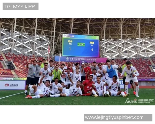 上海U20男足在第十五届全运会小组赛中表现出色成功晋级1-8名排位赛