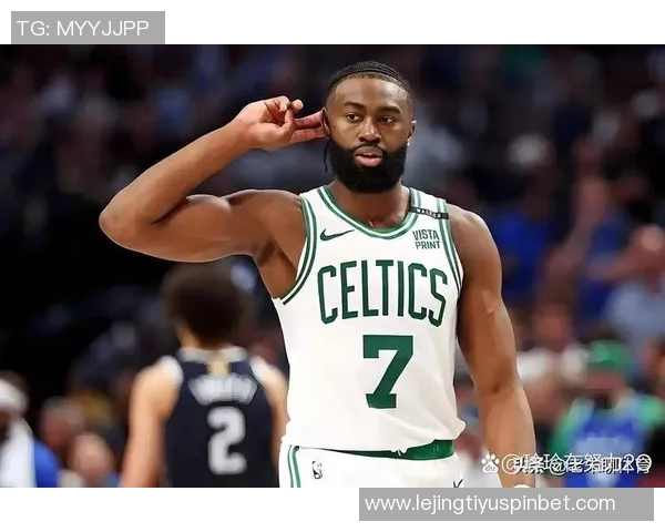 杰伦布朗状态火热助凯尔特人取得4胜1负佳绩场均31分7板表现抢眼 杰伦布朗状态火热助凯尔特人取得4胜1负佳绩场均31分7板表现抢眼