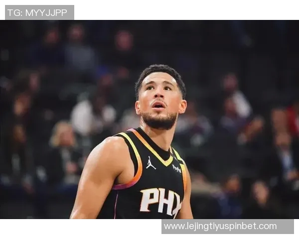 太阳主帅透露布克已恢复训练将持续评估其出战雷霆的可能性 太阳主帅透露布克已恢复训练将持续评估其出战雷霆的可能性